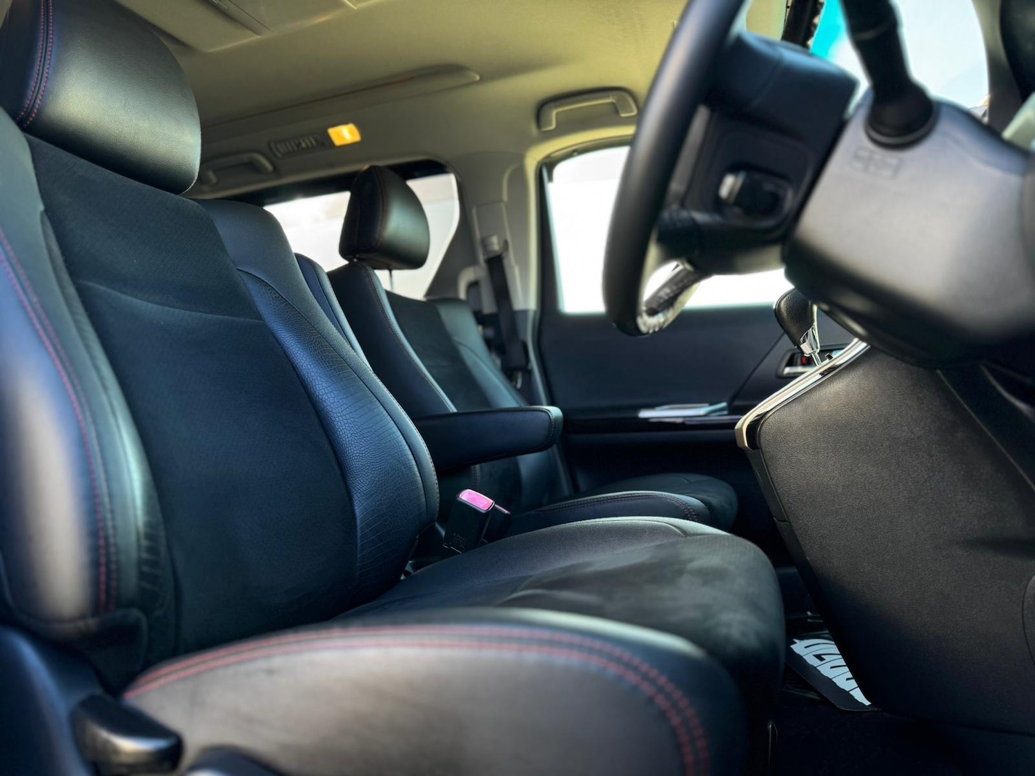 Used Toyota Vellfire 2026 for sale - 77931917: Photo 23