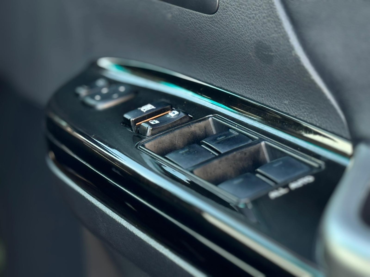 Used Toyota Vellfire 2026 for sale - 77931917: Photo 32