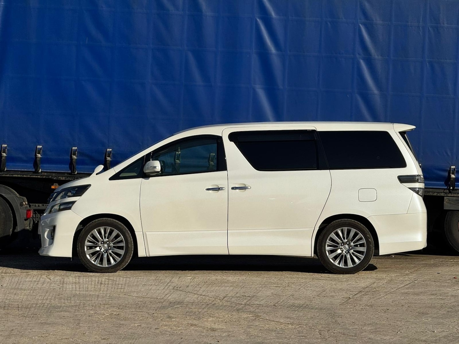 Used Toyota Vellfire 2026 for sale - 77931917: Photo 7