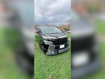 Toyota - Vellfire