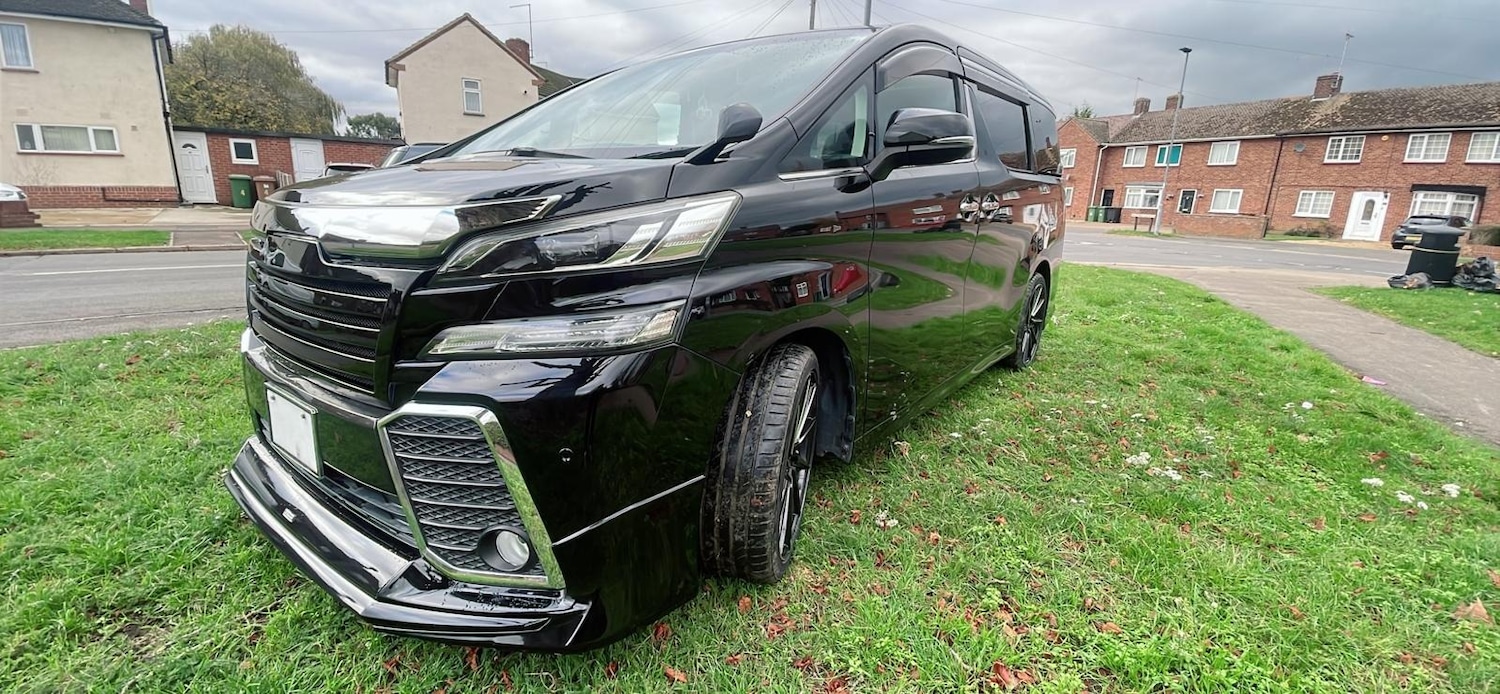 Used Toyota Vellfire 2025 for sale - 76616412: Photo 3