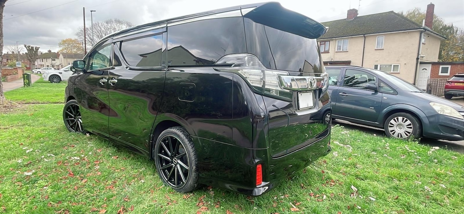 Used Toyota Vellfire 2025 for sale - 76616412: Photo 7