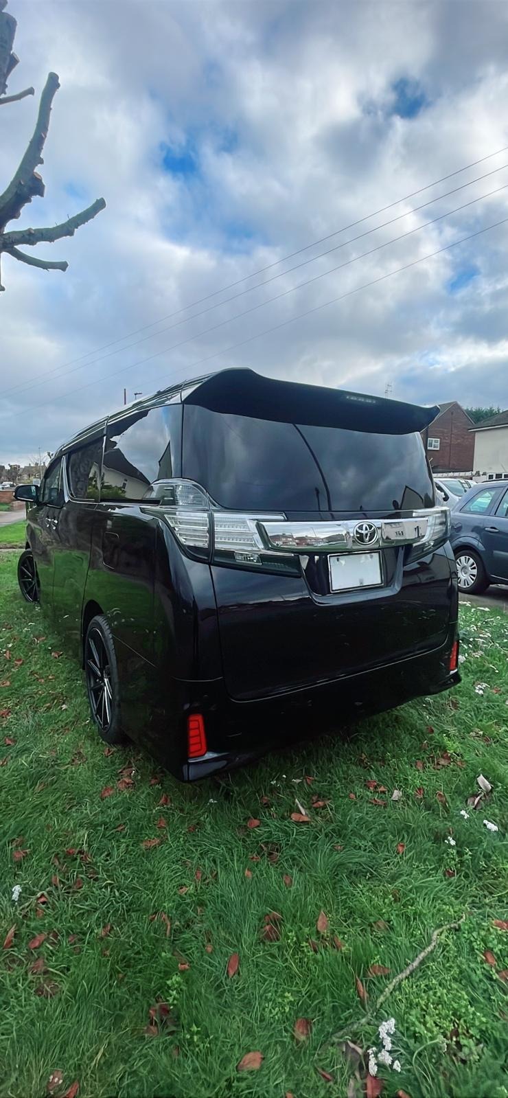 Used Toyota Vellfire 2025 for sale - 76616412: Photo 9
