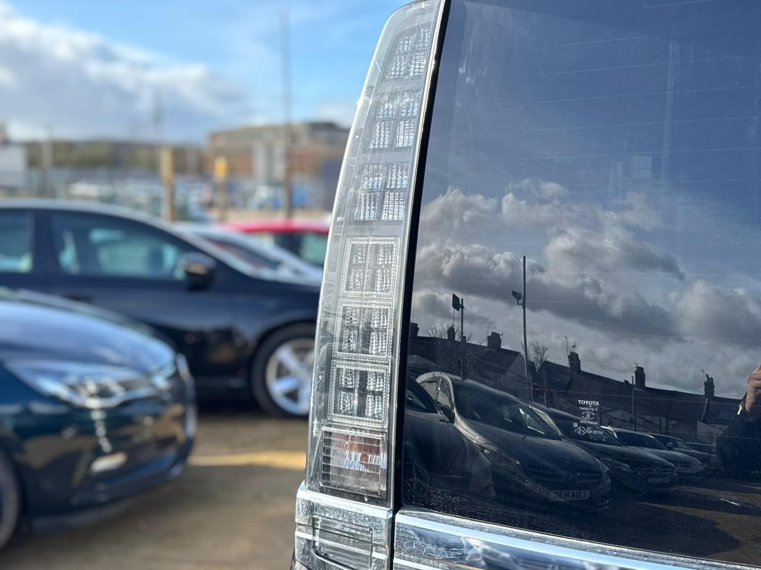 Used Toyota Voxy 2025 for sale - 77083326: Photo 41