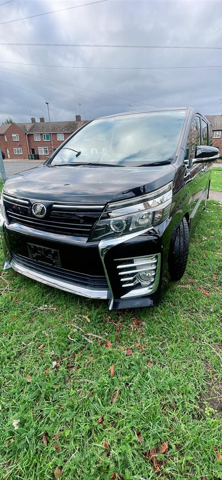 Used Toyota Voxy 2025 for sale - 77083326: Photo 5