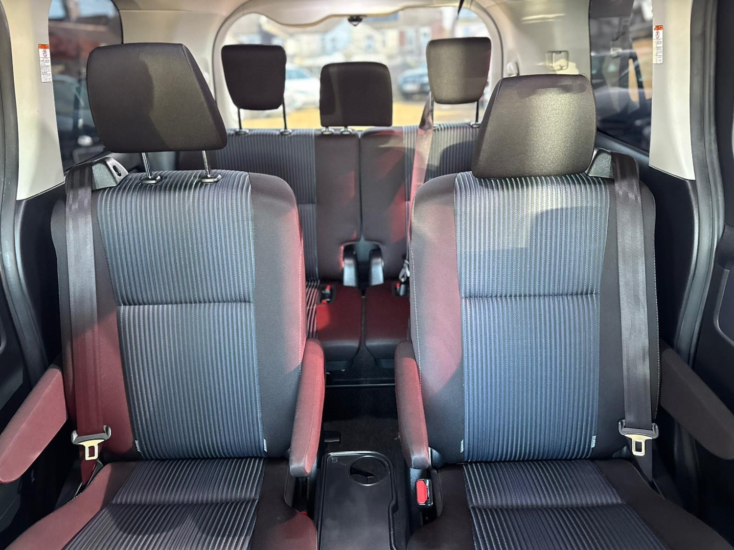 Used Toyota Voxy 2025 for sale - 77083326: Photo 67