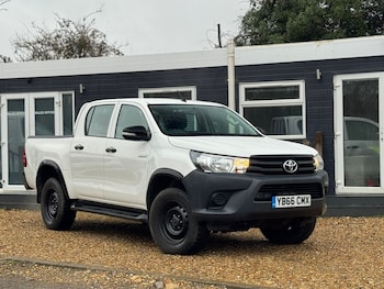 Used Toyota Hilux 2017 for sale - 77932344: Photo