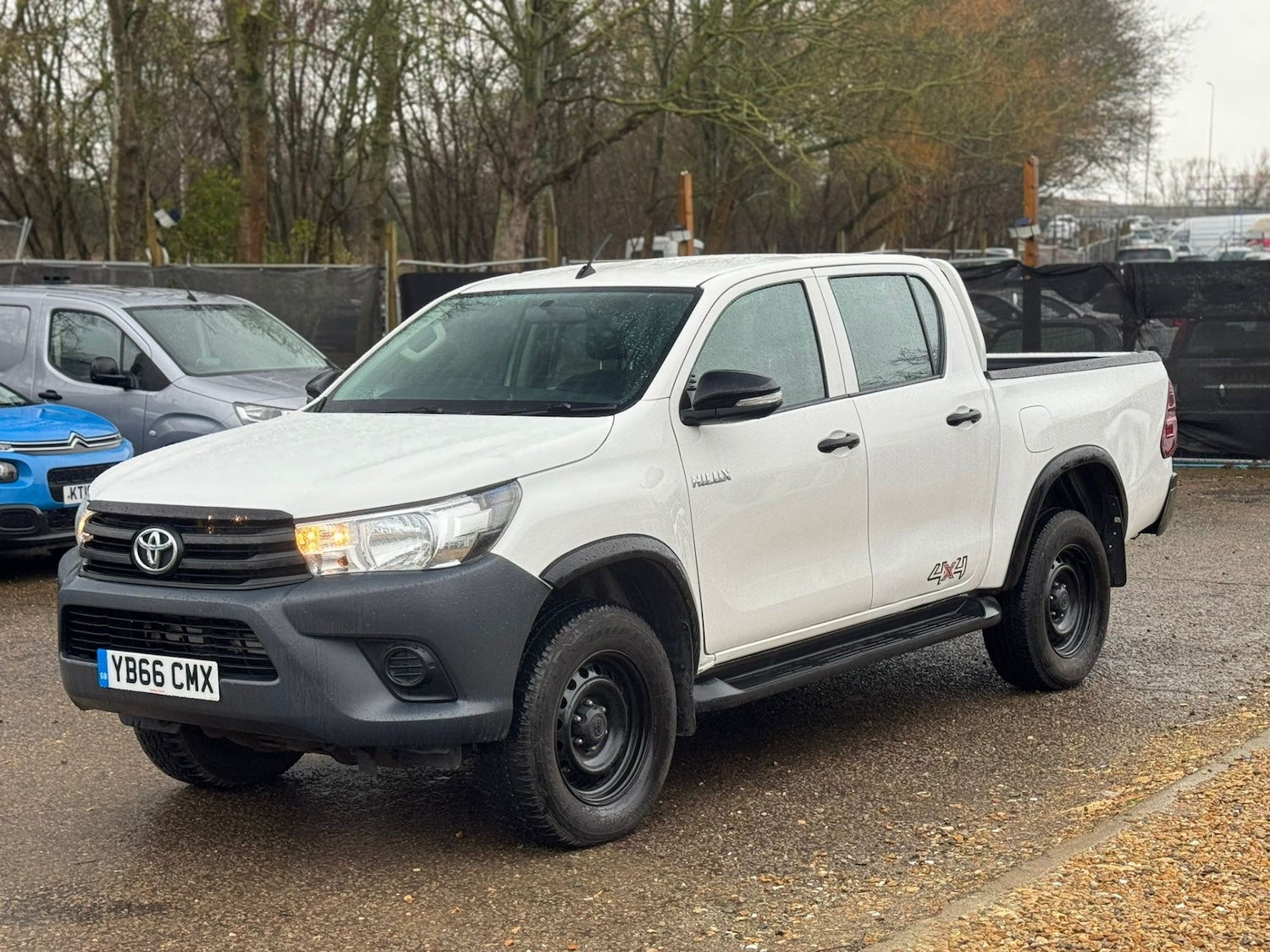 Used Toyota Hilux 2017 for sale - 77932344: Photo 6