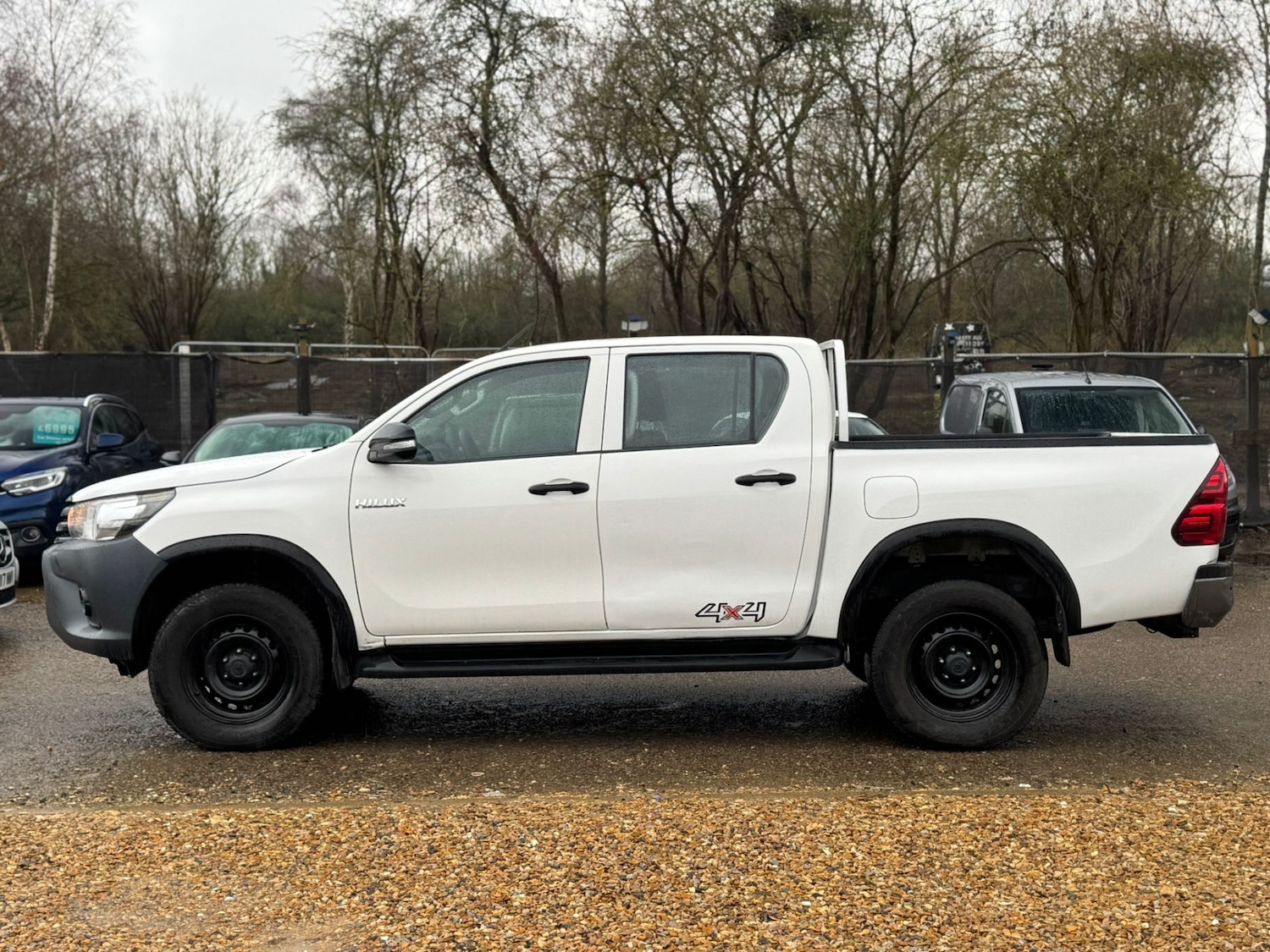 Used Toyota Hilux 2017 for sale - 77932344: Photo 7