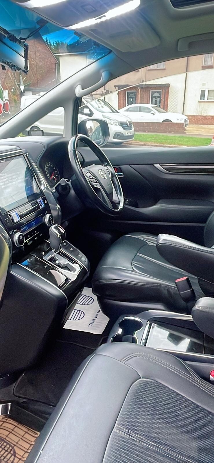 Used Toyota Vellfire 2025 for sale - 76611465: Photo 13