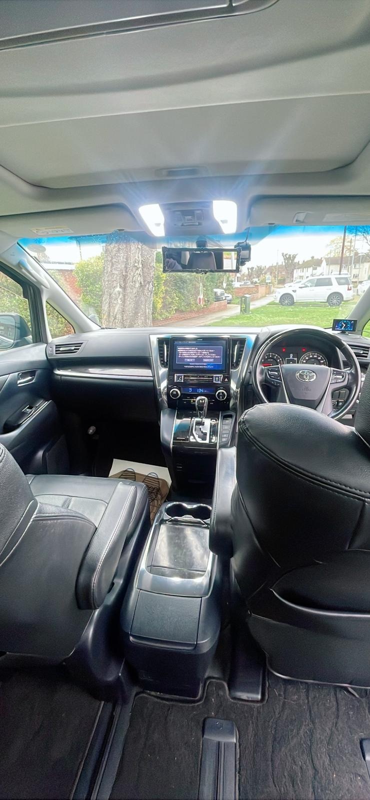 Used Toyota Vellfire 2025 for sale - 76611465: Photo 14