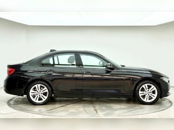 Used BMW 3 Series 2018 for sale - 79352635: Photo