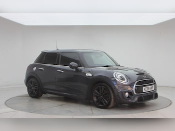 Used MINI Hatch 2019 for sale - 79352662: Photo