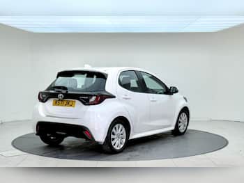 Used Toyota Yaris 2022 for sale - 79631368: Photo