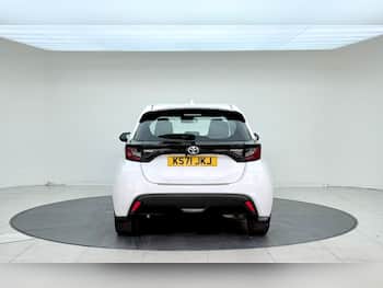 Used Toyota Yaris 2022 for sale - 79631368: Photo