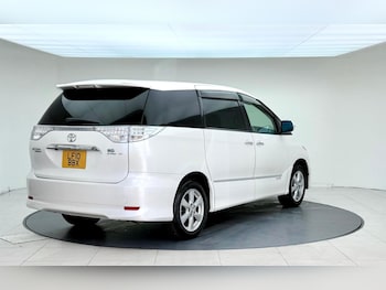Used Toyota Estima 2010 for sale - 79471100: Photo