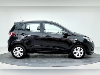 Used Hyundai i10 2015 for sale - 79608679: Photo