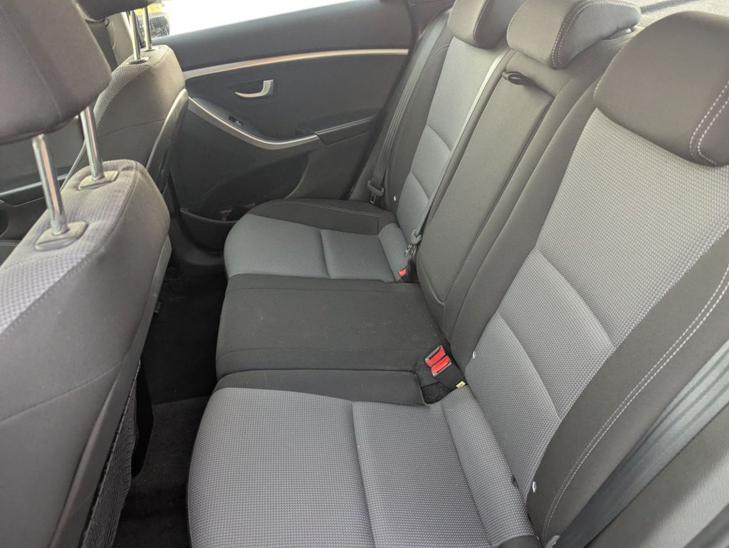 Used Hyundai i30 2015 for sale - 76655415: Photo 7