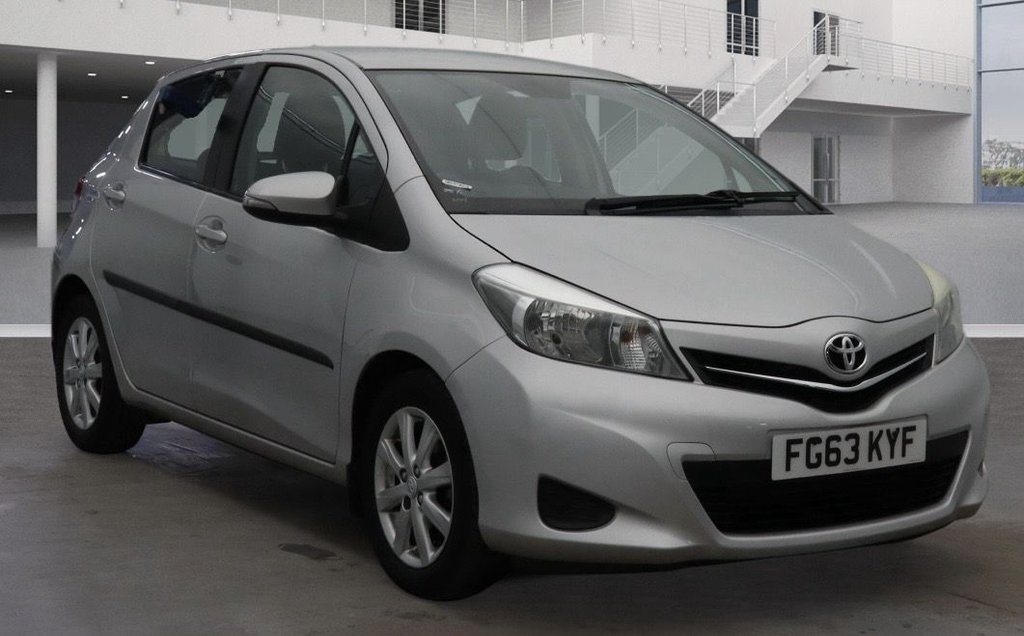 Used Toyota Yaris 2013 for sale - 77399786: Photo 1