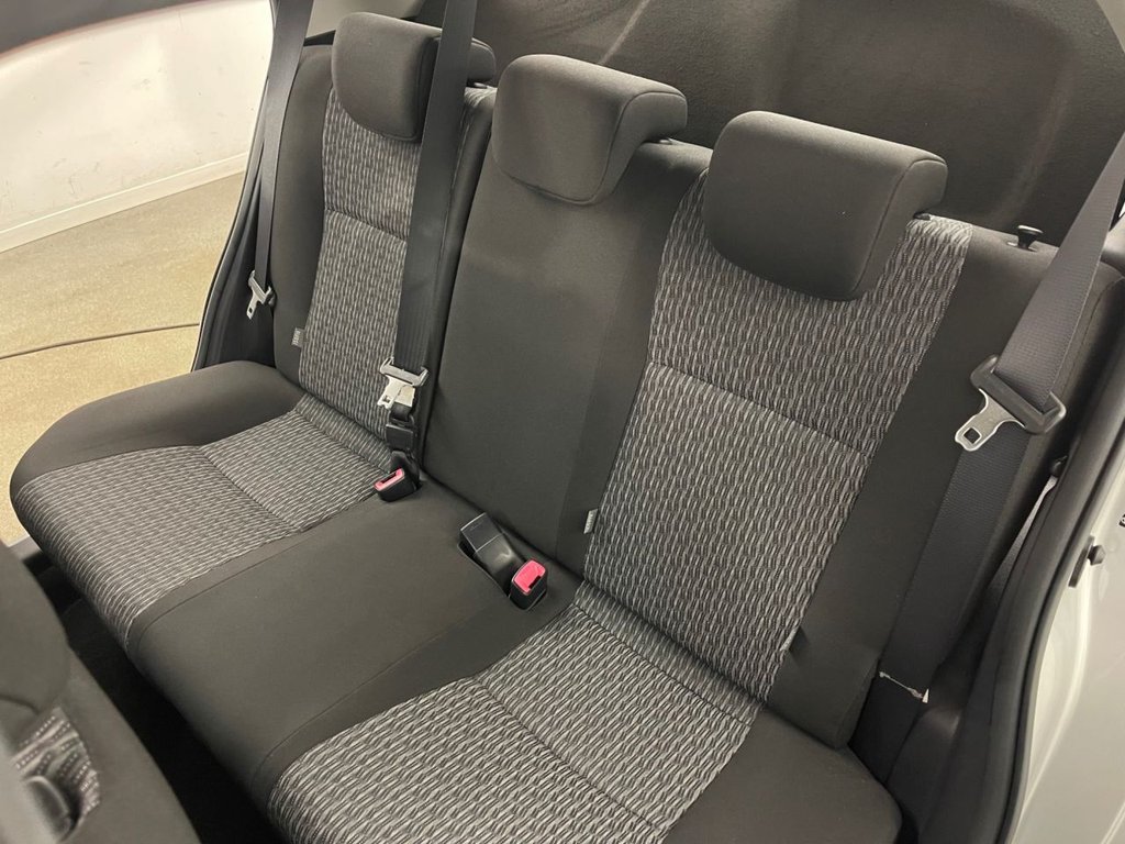 Used Toyota Yaris 2013 for sale - 77399786: Photo 24