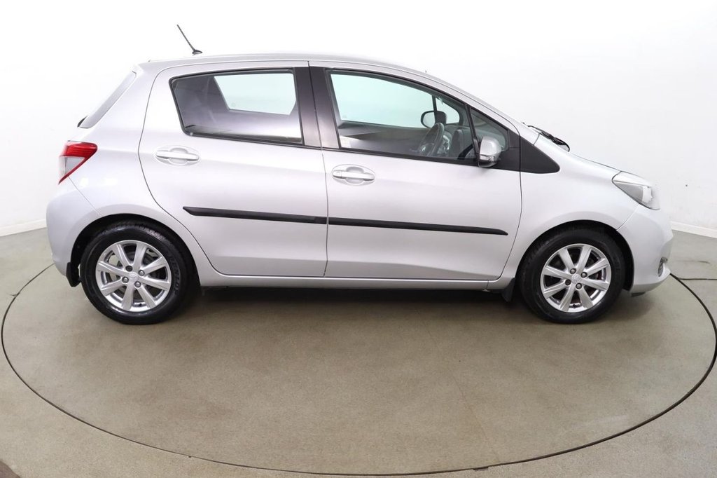 Used Toyota Yaris 2013 for sale - 77399786: Photo 4