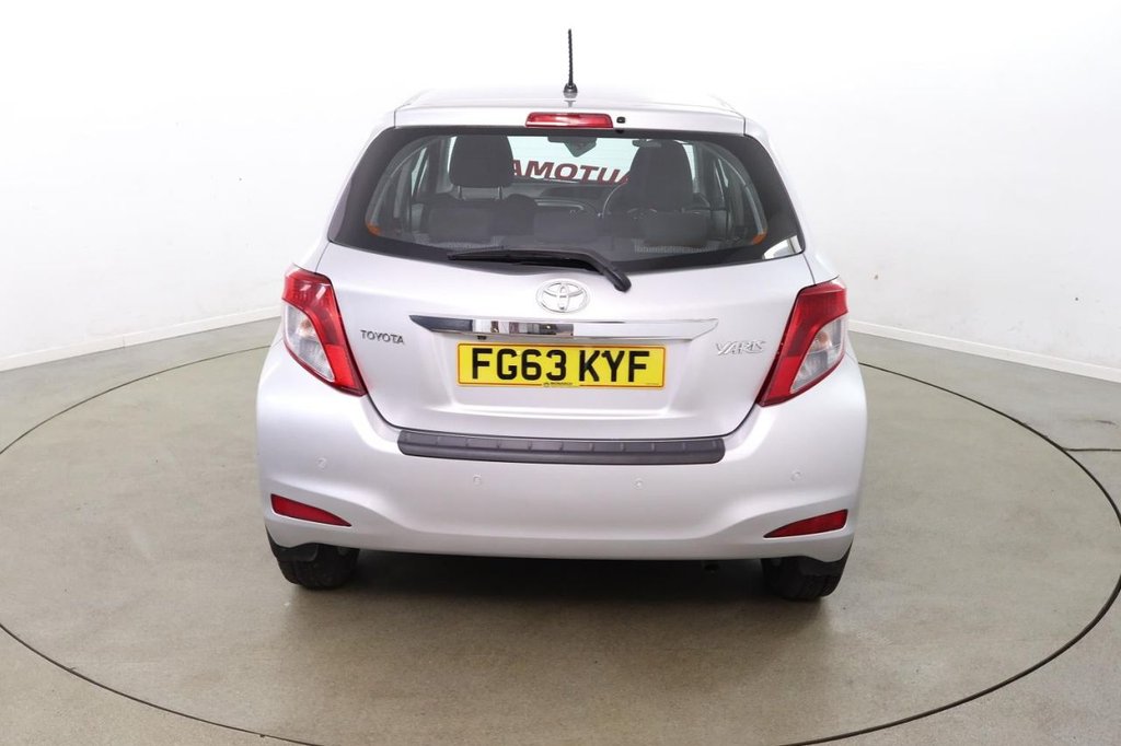 Used Toyota Yaris 2013 for sale - 77399786: Photo 6