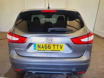 Used Nissan Qashqai 2016 for sale - 78839480: Photo