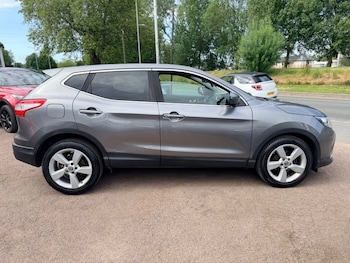 Used Nissan Qashqai 2016 for sale - 78839480: Photo
