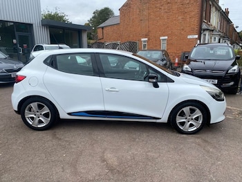 Used Renault Clio 2014 for sale - 76047951: Photo 3