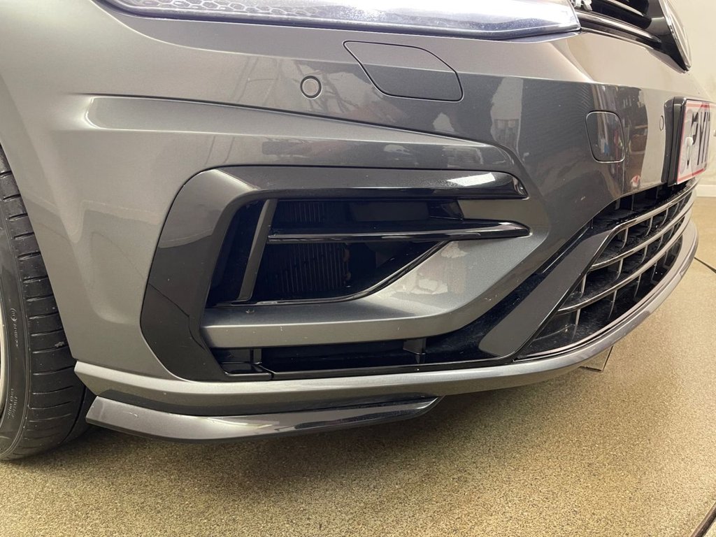 Used Volkswagen Golf 2017 for sale - 76686207: Photo 17