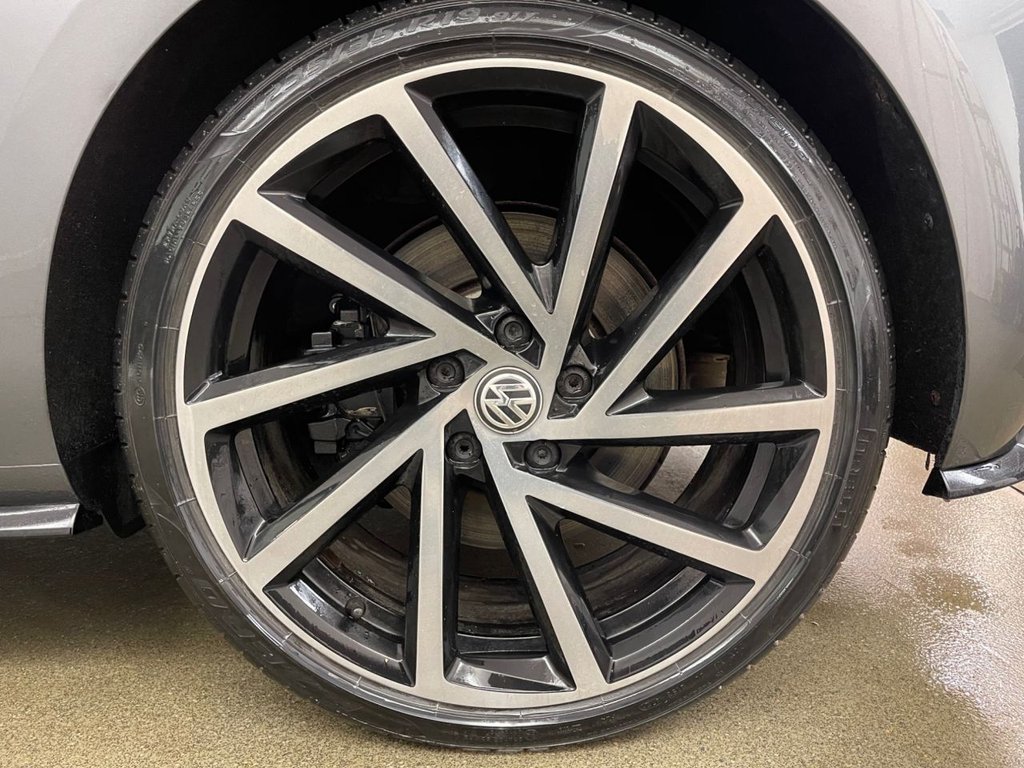 Used Volkswagen Golf 2017 for sale - 76686207: Photo 24