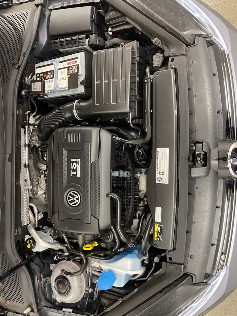 Used Volkswagen Golf 2017 for sale - 76686207: Photo 25