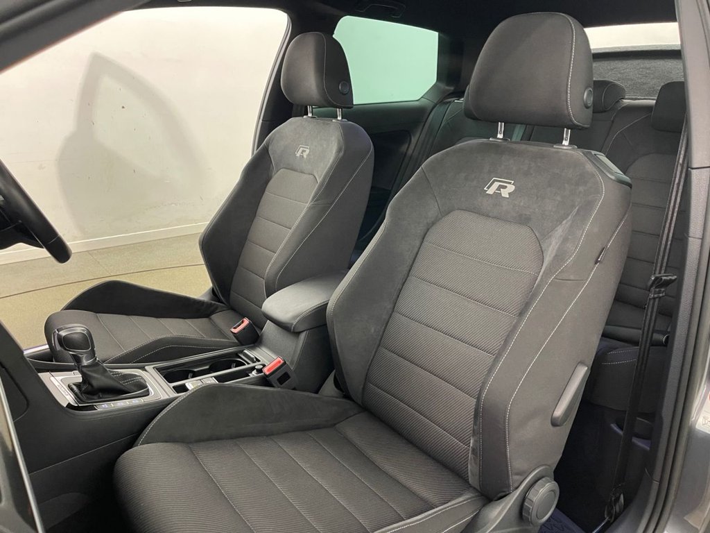 Used Volkswagen Golf 2017 for sale - 76686207: Photo 26