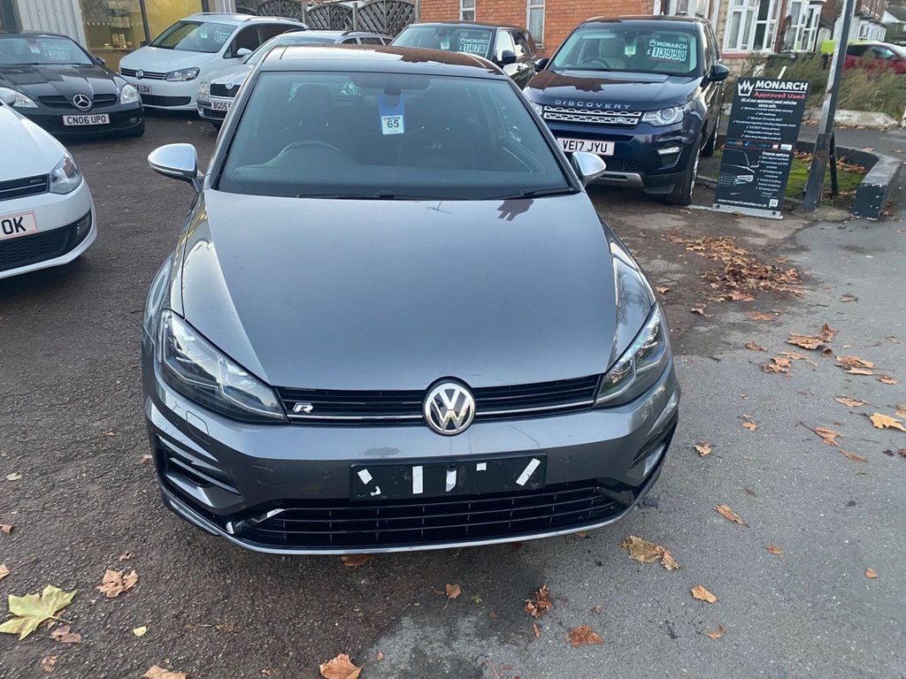 Used Volkswagen Golf 2017 for sale - 76686207: Photo 3