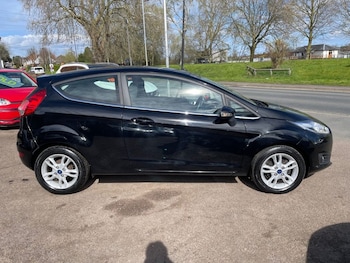 Used Ford Fiesta 2016 for sale - 77935966: Photo