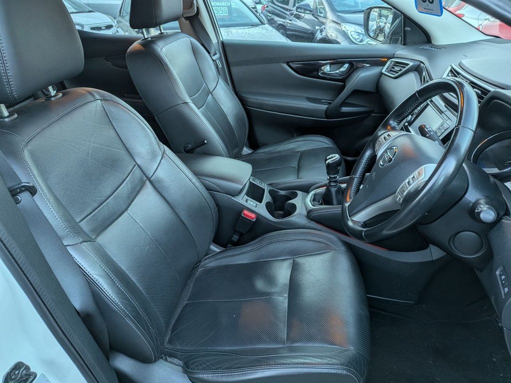 Used Nissan Qashqai 2015 for sale - 77621450: Photo 9