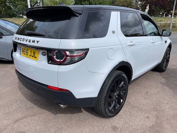 Used Land Rover Discovery Sport 2016 for sale - 75854998: Photo