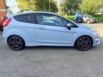 Used Ford Fiesta 2017 for sale - 79843058: Photo