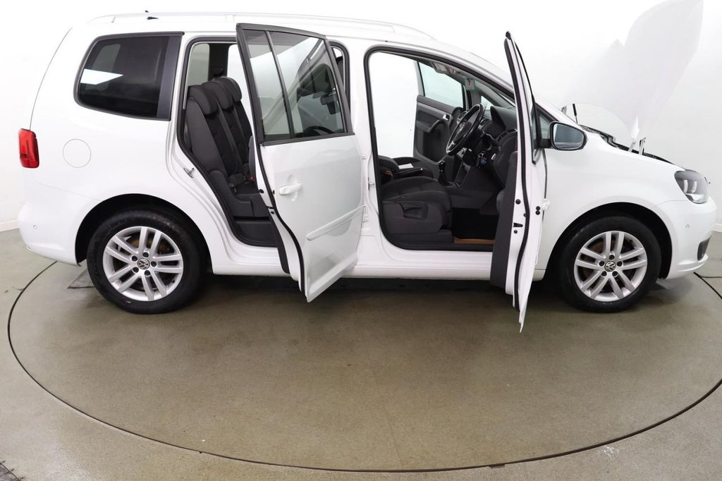 Used Volkswagen Touran 2014 for sale - 76406610: Photo 12