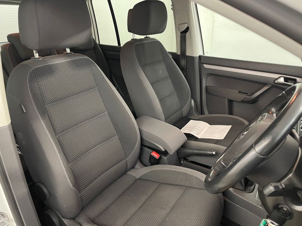 Used Volkswagen Touran 2014 for sale - 76406610: Photo 27