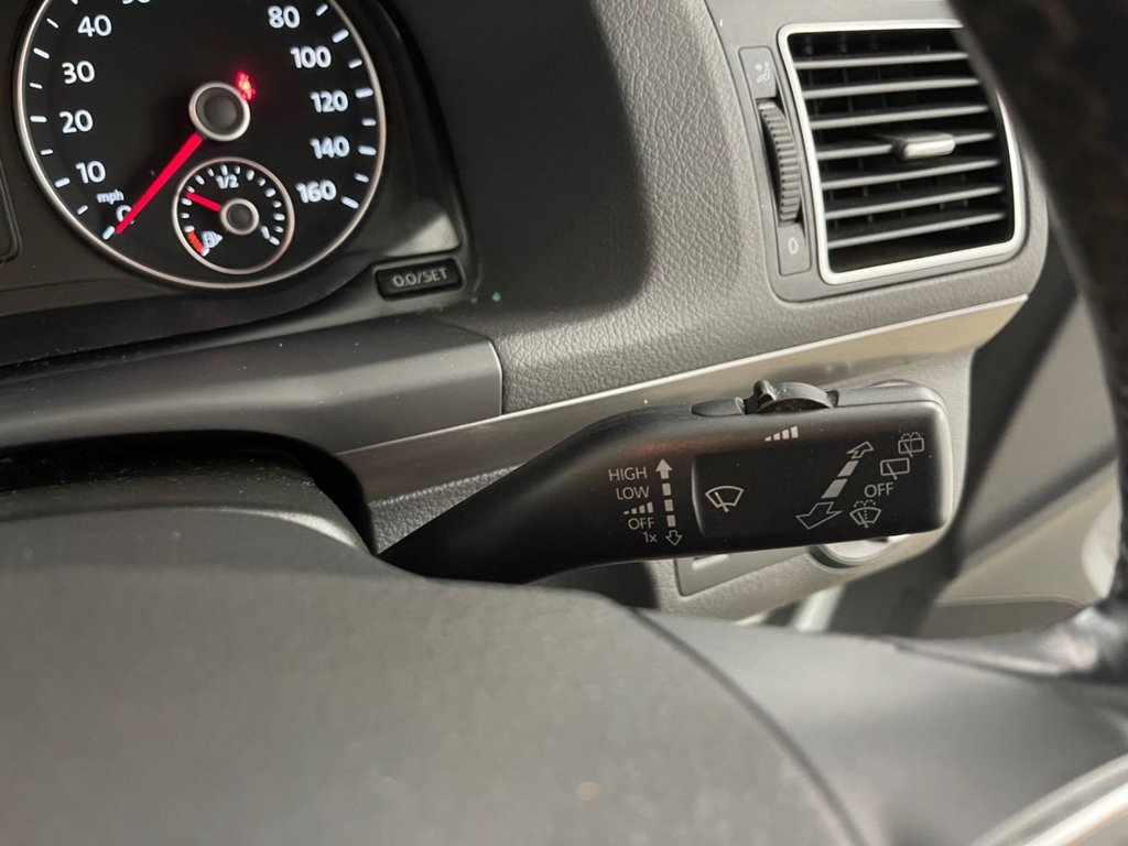 Used Volkswagen Touran 2014 for sale - 76406610: Photo 35