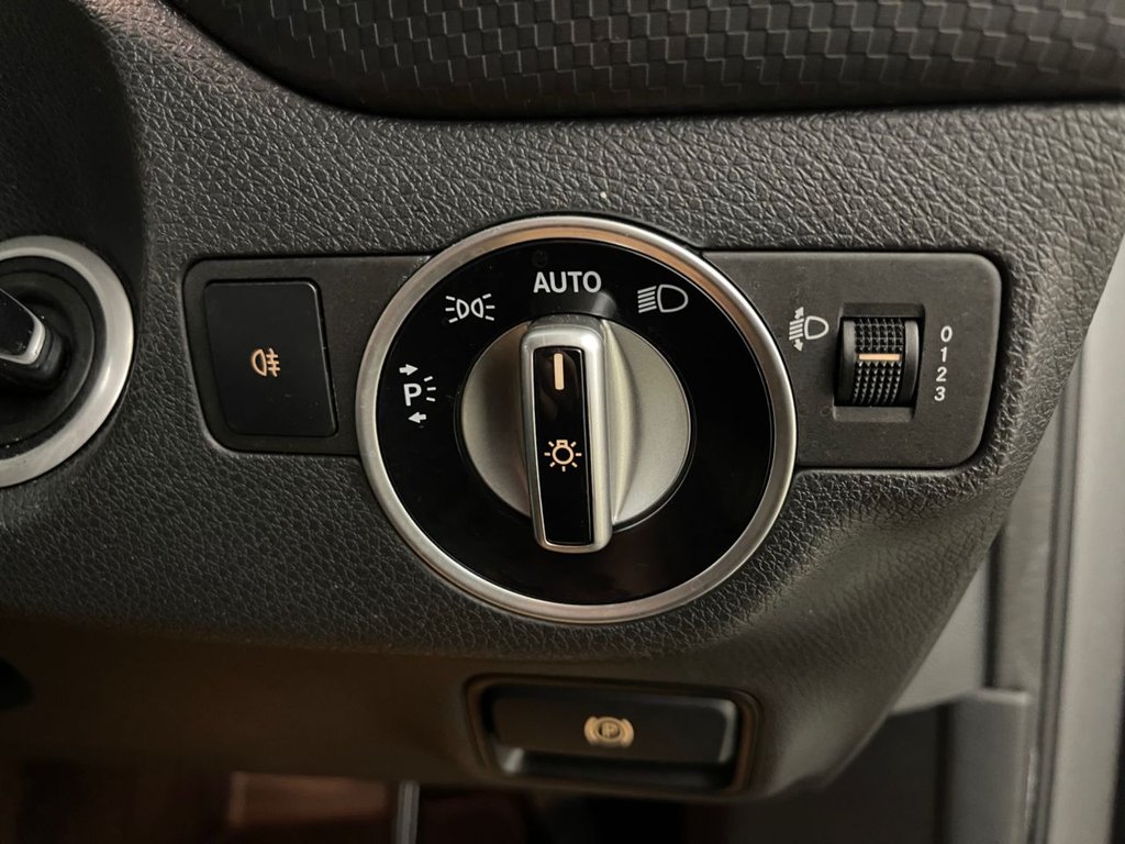 Used Mercedes-Benz A-Class 2015 for sale - 76420078: Photo 29