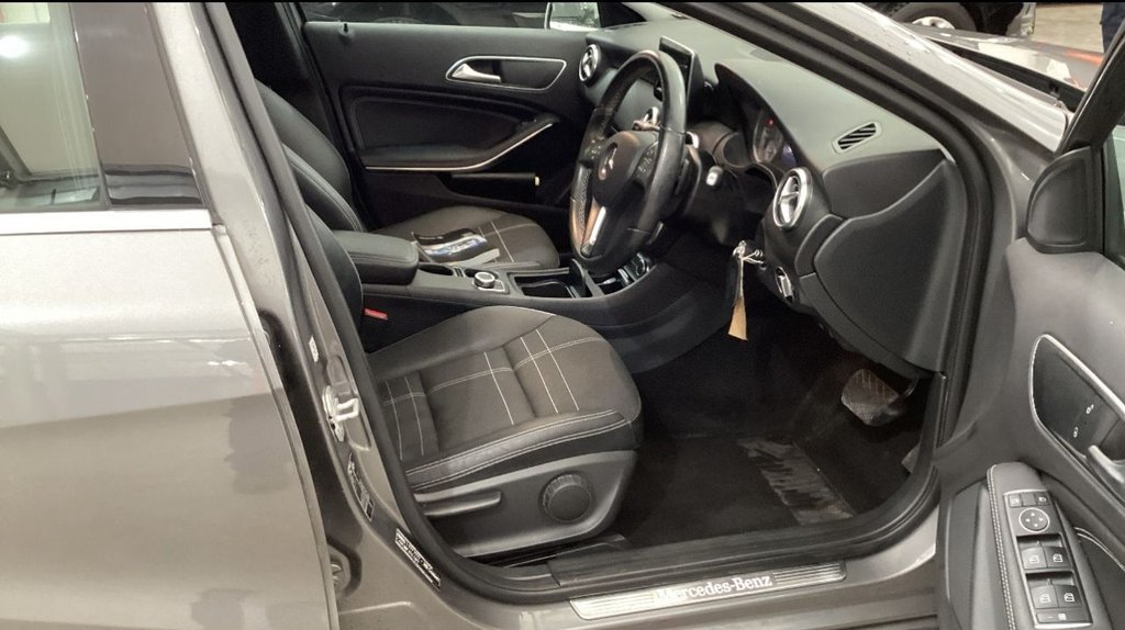 Used Mercedes-Benz A-Class 2015 for sale - 76420078: Photo 3