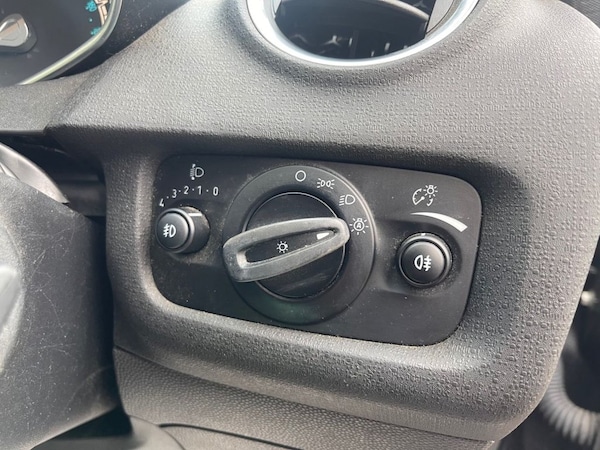 Used Ford Fiesta Van 2015 for sale - 76203434: Photo 18