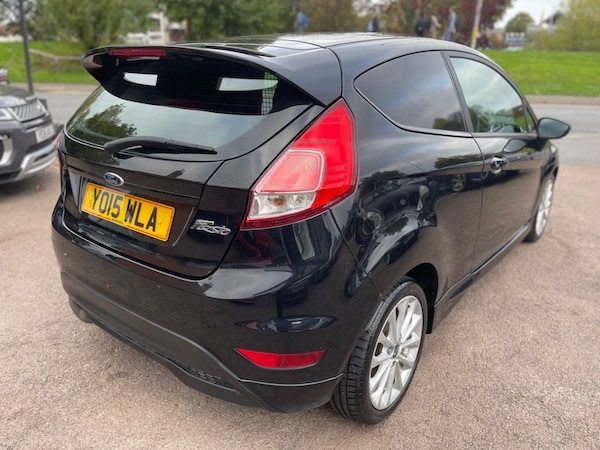 Used Ford Fiesta Van 2015 for sale - 76203434: Photo 5