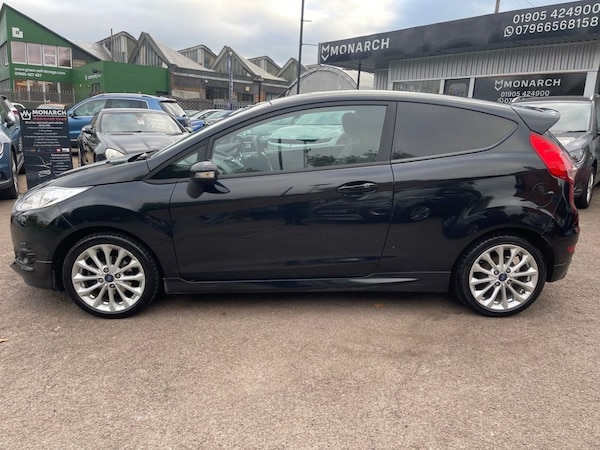 Used Ford Fiesta Van 2015 for sale - 76203434: Photo 8
