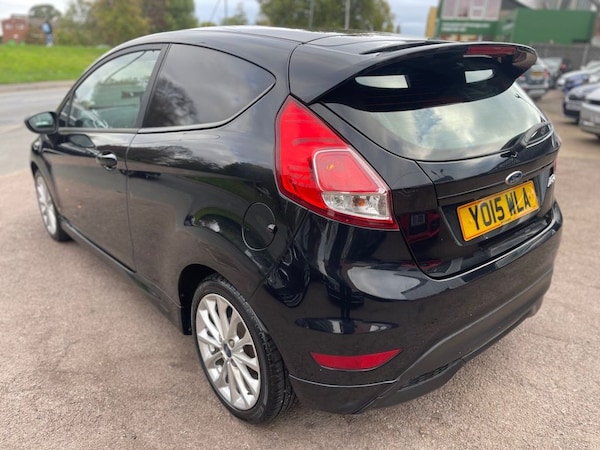 Used Ford Fiesta Van 2015 for sale - 76203434: Photo 9