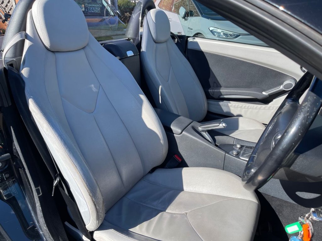 Used Mercedes-Benz SLK 2006 for sale - 76028966: Photo 11