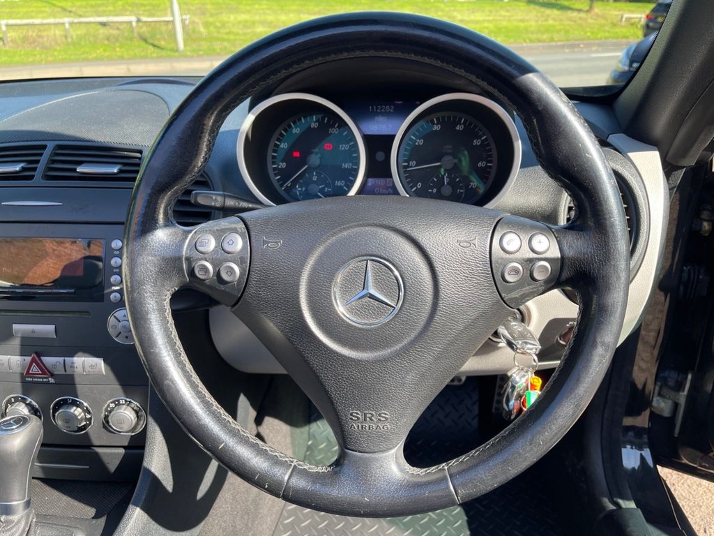 Used Mercedes-Benz SLK 2006 for sale - 76028966: Photo 16