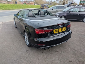 Used Audi A3 Cabriolet 2017 for sale - 77967586: Photo